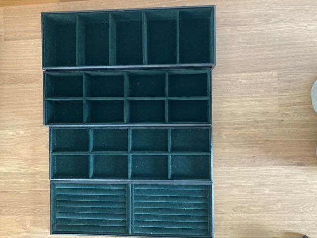 Tabuleiros para mala ourives