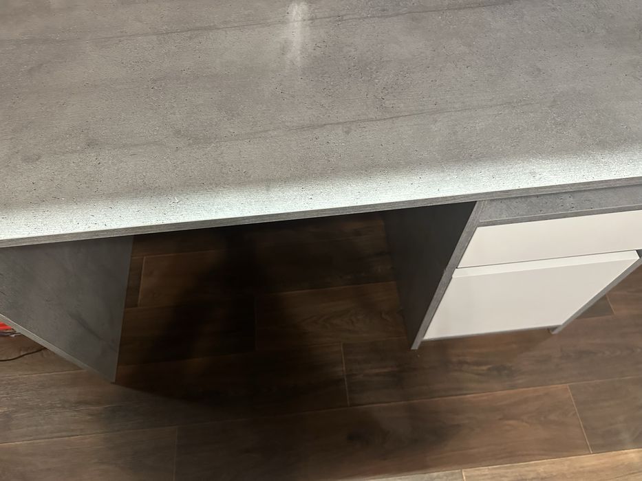 Стол письменный jysk