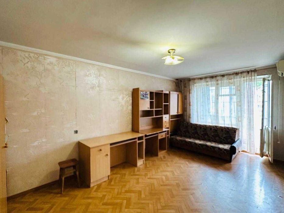 Продам 1-к квартиру, 7/9 пов, на Таїрова, Ак.Глушко/Ільфа та Петрова (3-334-657 ОФ)