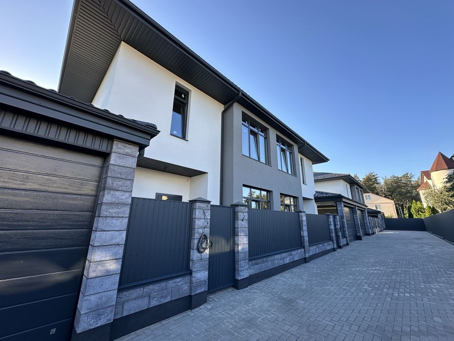 Дуплекс 128м2, закрита територія