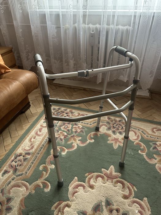 Chodzik dla osoby niepełnosprawnej