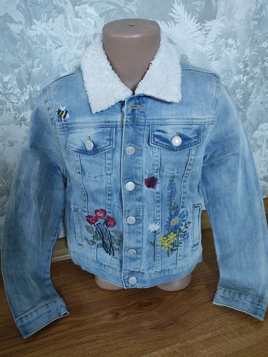 Джинсова куртка піджак з вишивкою на 9-10 років
