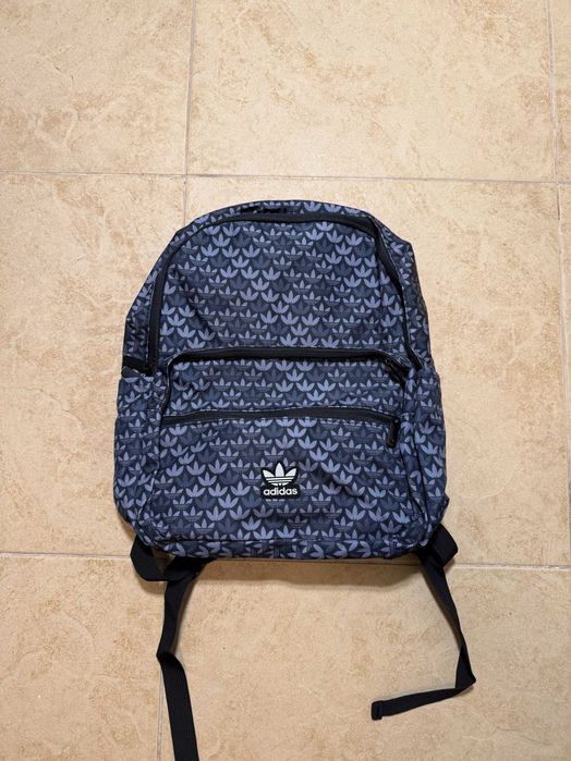 Рюкзак Adidas 19L | стильний унісекс портфель Адідас у практичному міському дизайні