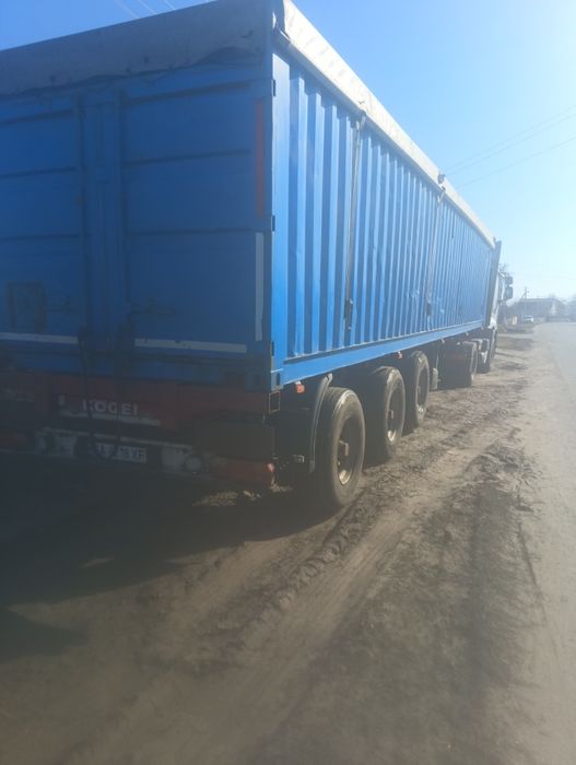 Контейнеровіз в доброму стані