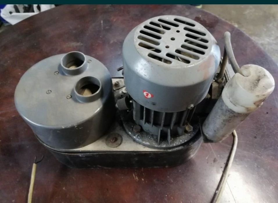 Silniki różne z wyciągiem