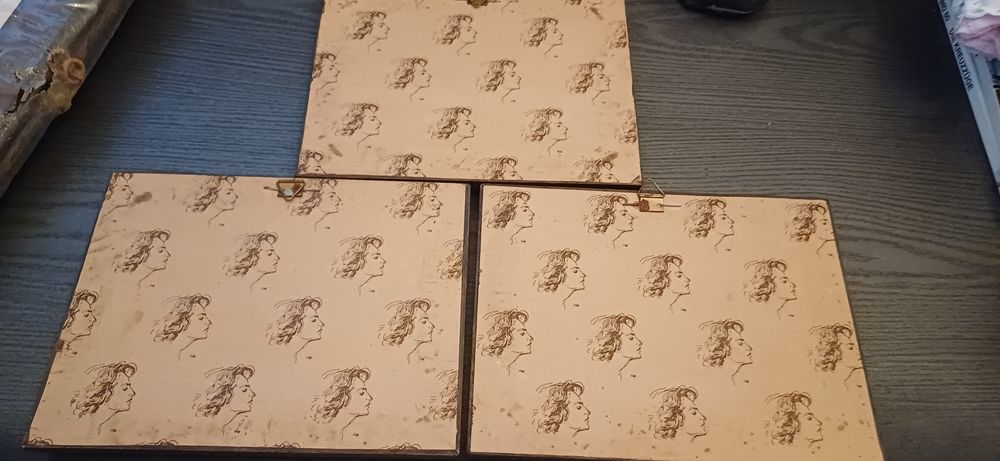 Вінтажні фото в рамці