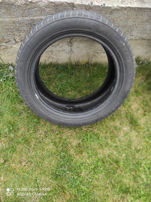 Продам недорого одну шину за 300 грн.