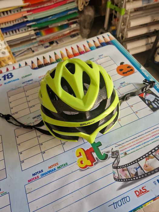 Capacete ciclismo giro savant