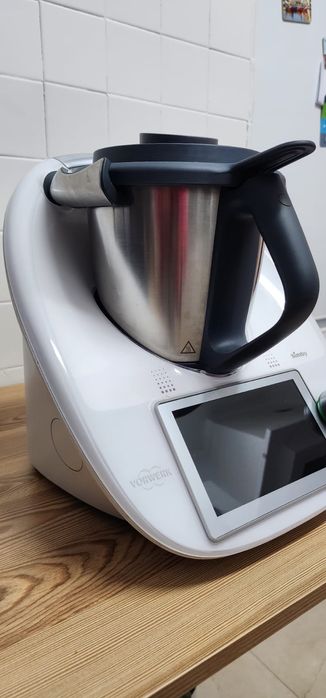 Bimby TM6 com dois copos