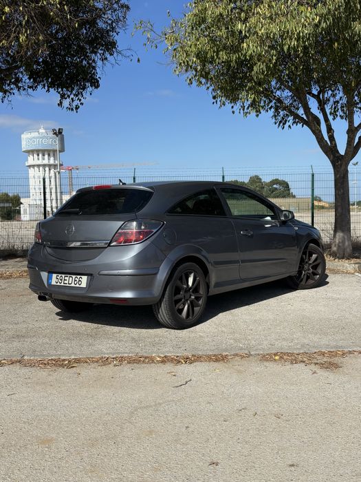 Opel Astra H 1.7 CDTI 125CV — photo 3