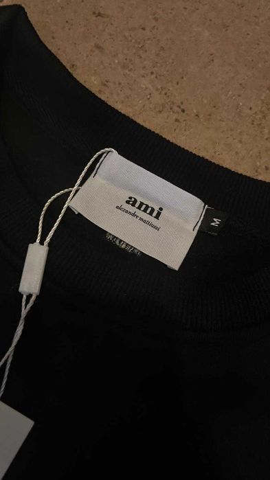 Sweat Ami Paris Preta