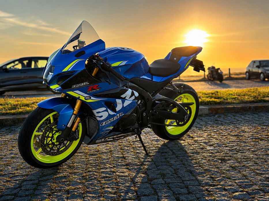 Suzuki Gsxr 1000R versão R  com 210 cv