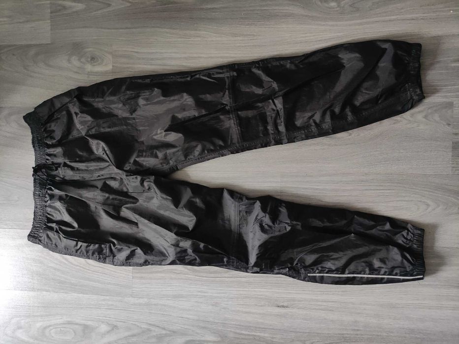 Водонепроникні штани