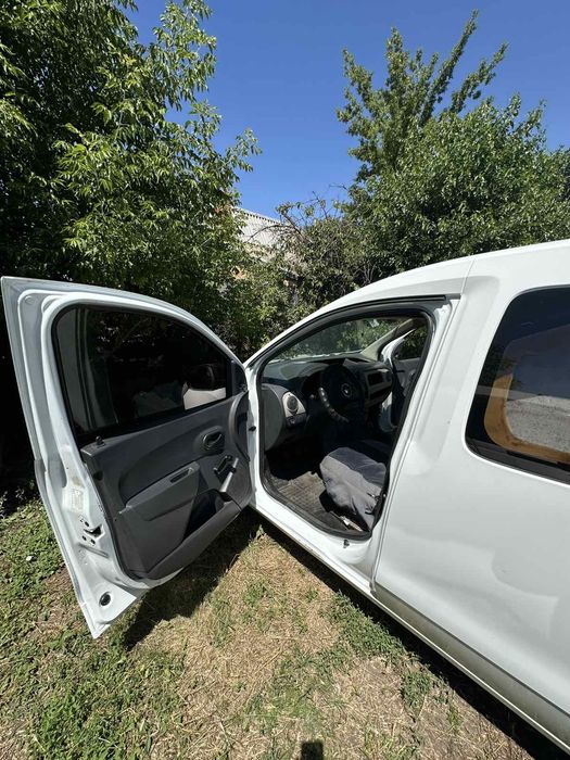 Продам Renault Dokker