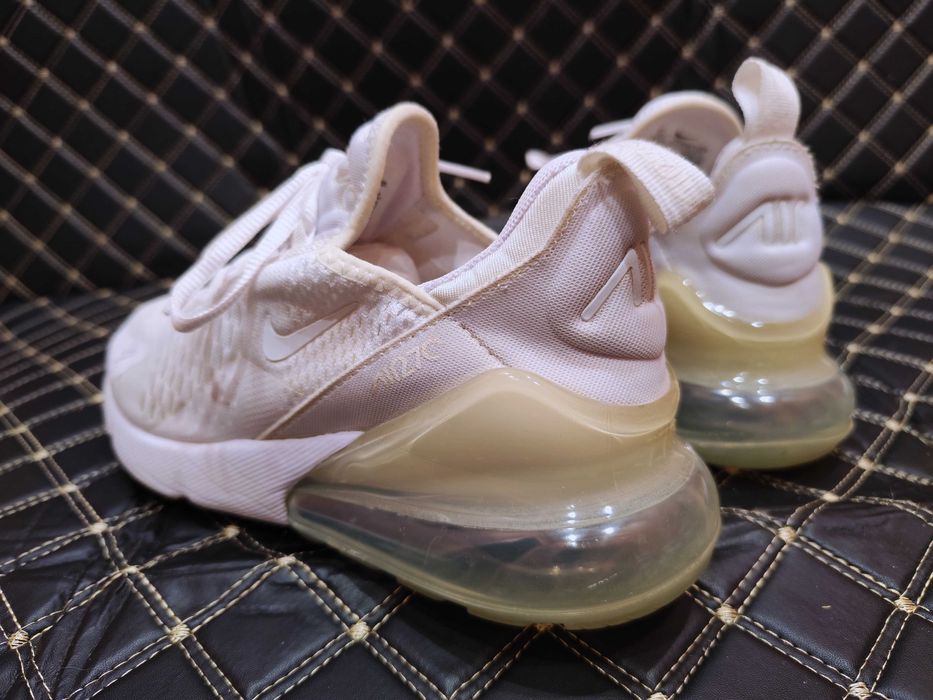 Кроси Nike Air Max 270 - 38 (24см)