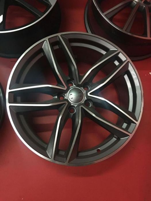 Jantes 18 Novas Audi Modelo RS6 Antracite Polida com pneus usados