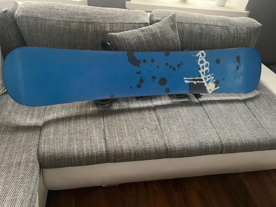 Deska snowboardowa Rossignol district 160cm z wiązaniami