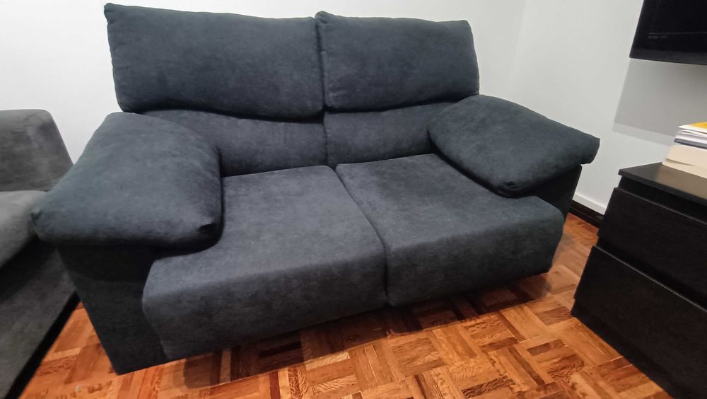 Sofá de sala - NOVO