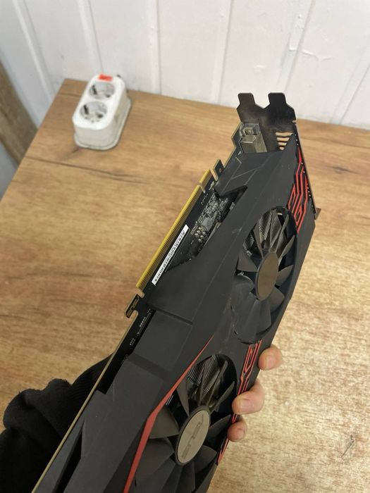 Відеокарта rx570 4gb