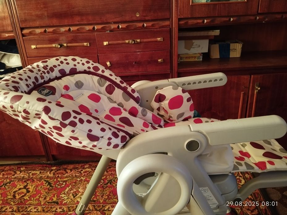 Стільчик для годування чіко