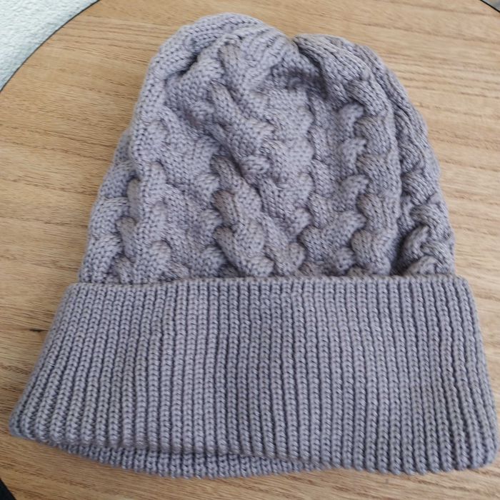 Czapka z wełny Merino 100 % purpurowa z wywinieciem okazja
