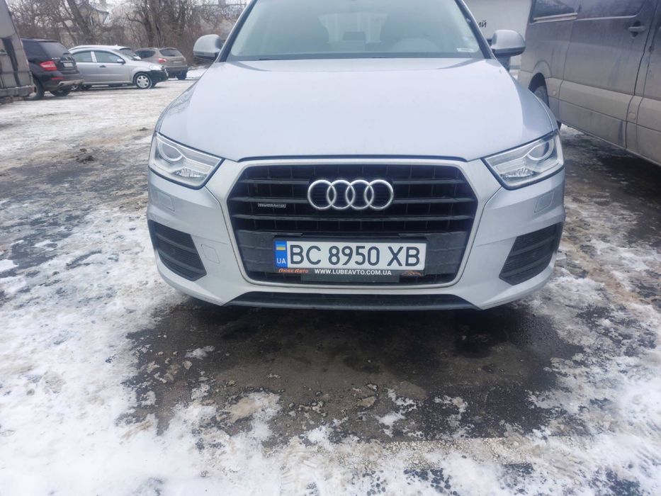 Ауді Q 3 кватро 2016 рік
