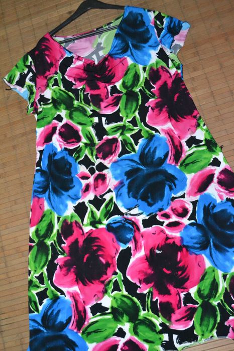 Sukienka kwiaty maxi vintage boho 130cm pachy 50 52 wesele