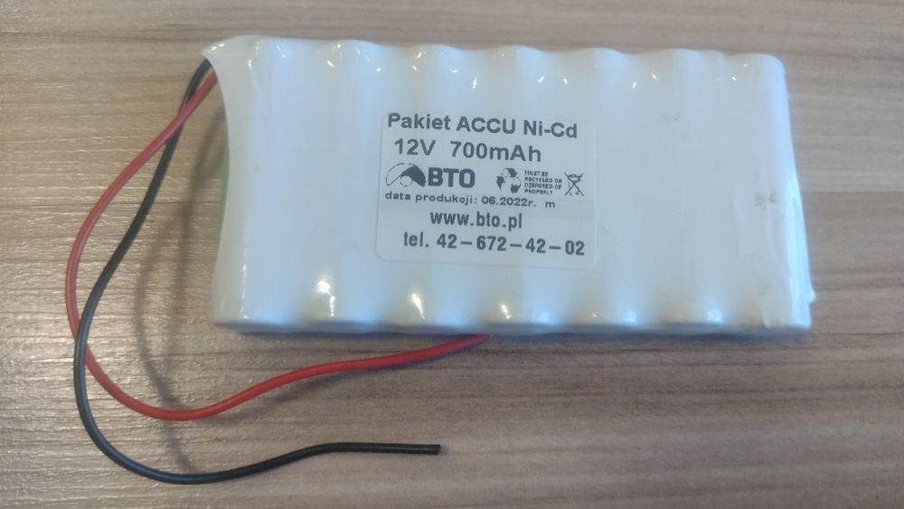 Nowy pakiet akumulatorów Ni-Cd 12V 700 mAh Panasonic