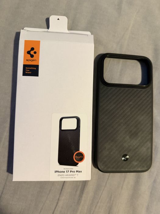 Spigen Enzo Aramid  Iphone 17 pro max