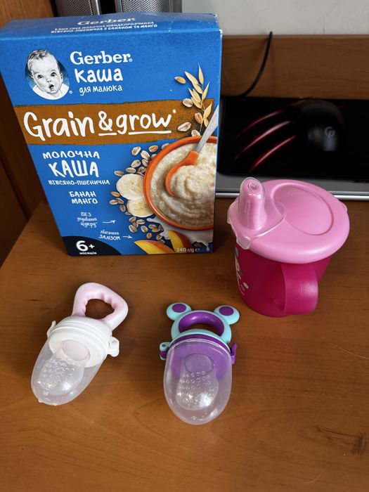 Ніблери, поїлка та кашка дитяча