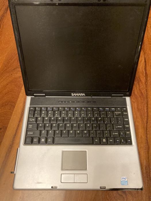 Portatil Sahara para peças