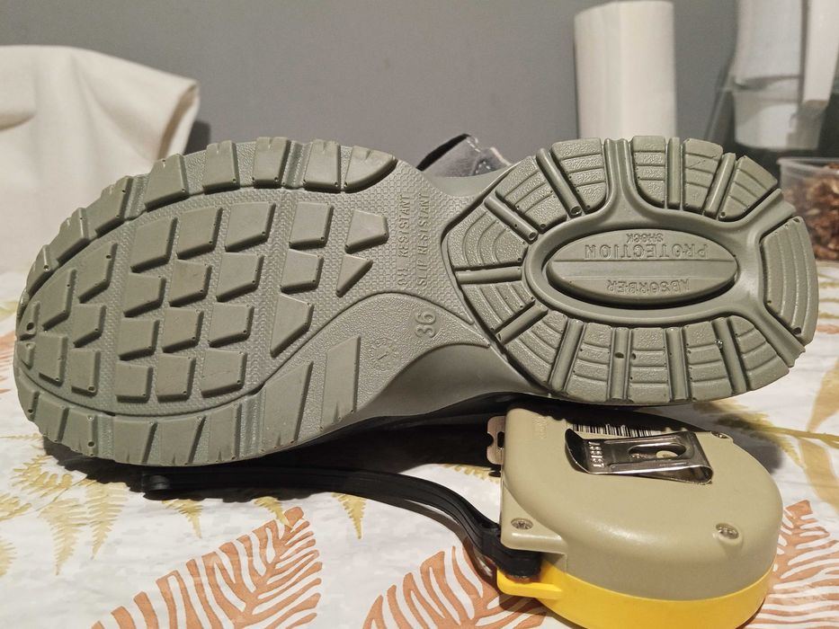 Buty robocze. Urgent. R-36.