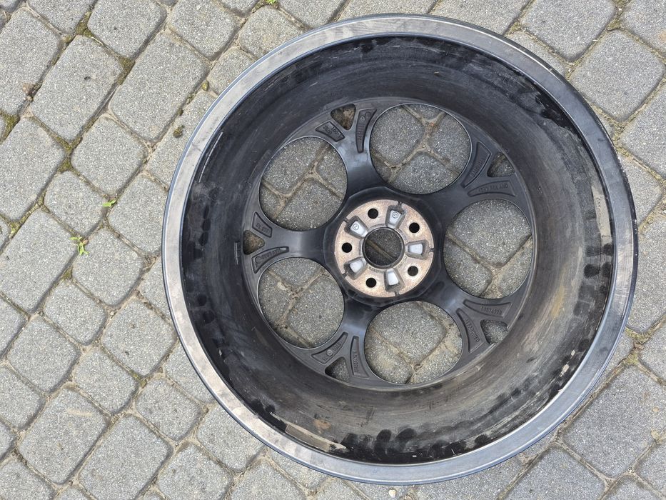 Felga aluminiowa Alfa Romeo Stelvio 20