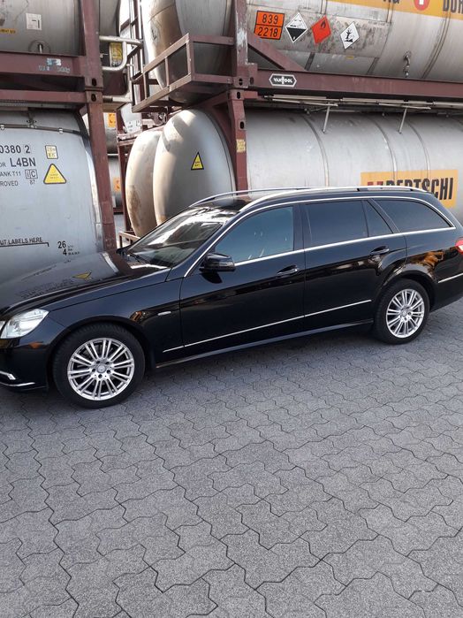 Mercedes-Benz E 350 r.2010