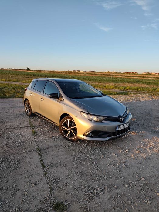 Toyota Auris # 1.2 #116KM # przebieg 85594 tys.#