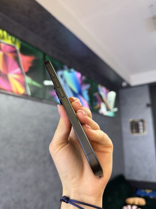 Used IPHONE 16 256 Black Neverlock Костюшка,5 igrand
