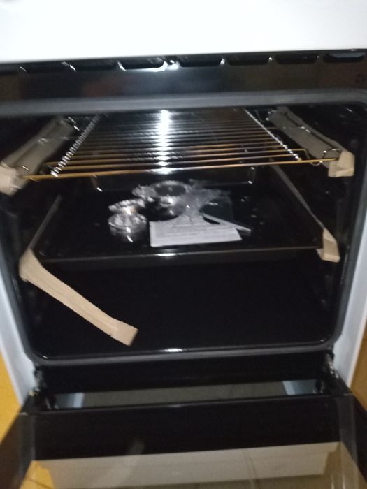 Kuchnia gazowo-elektryczna Amica. Outlet. Różne kuchenki.