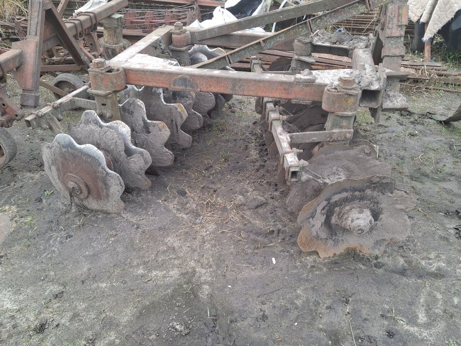 Продам діски до трактора.