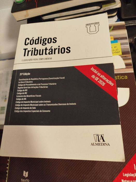 Livros semi novos