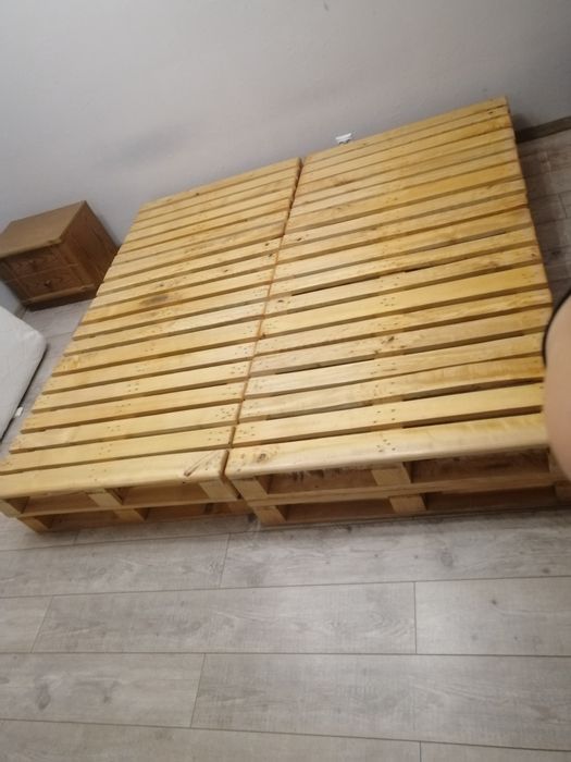 Palety pod łóżko 200x200