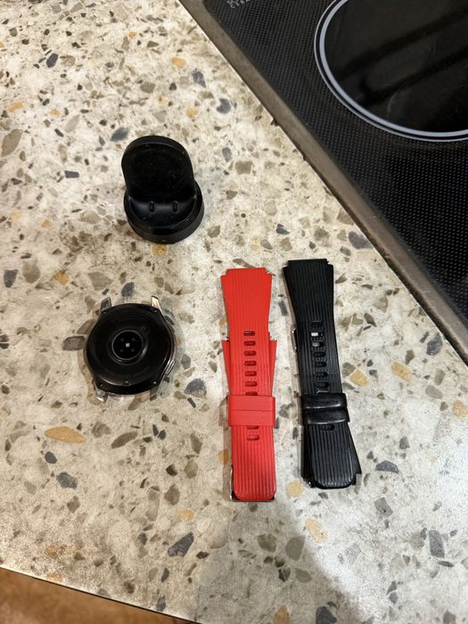 Смарт-часы Samsung Galaxy Watch 46mm