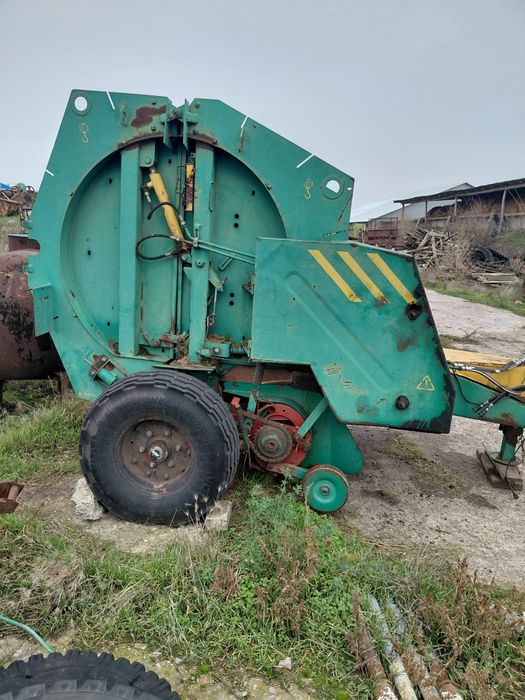 Прес підбирач рулонний ПР-Ф-145