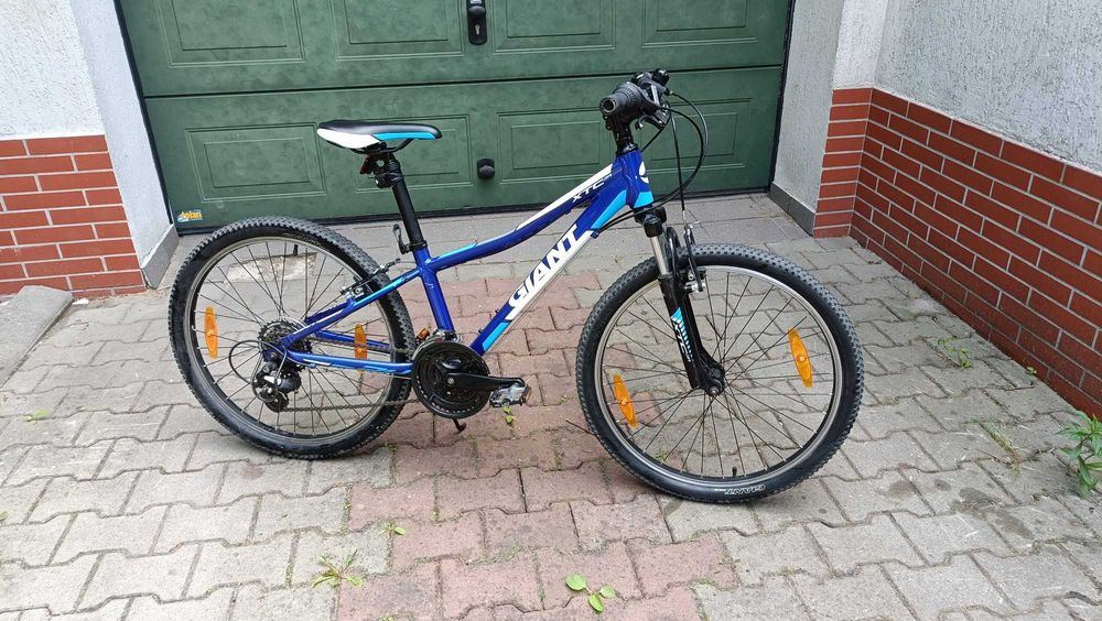 Rower dziecięcy Giant XTC JR + kask