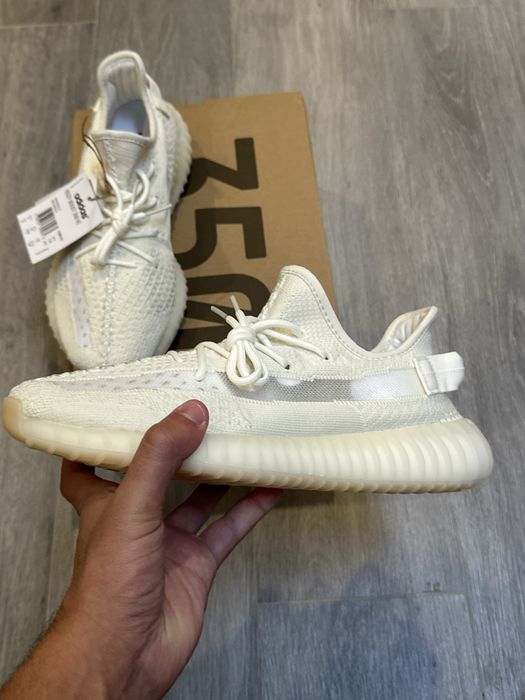 Yeezy Boost 350 V2 Onyx White
