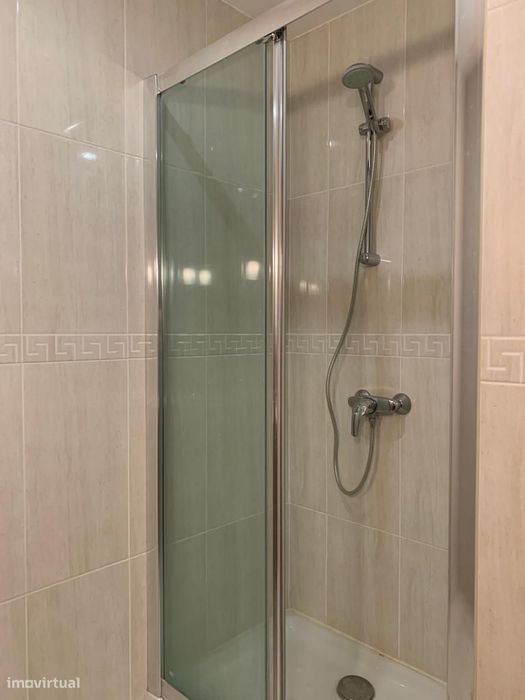 Apartamento T3 mobilado em Ofir - cond. com piscina
