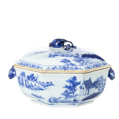 Porcelana oriental - Terrina oitavada - Companhia das Índias