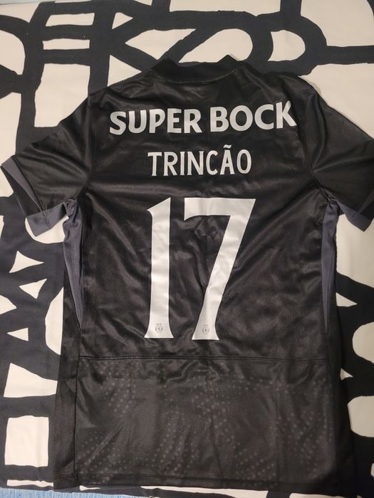 Camisola oficial Sporting