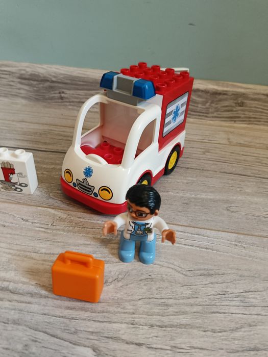 LEGO Duplo 10527 karetka