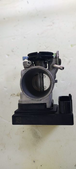 Sym NHT NHX 125 Przepustnica Komputer