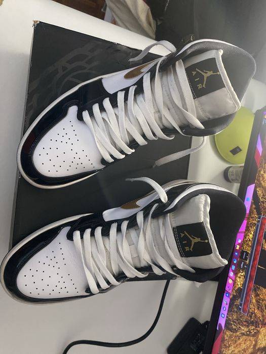 Modelo: Air Jordan 1 Mid *